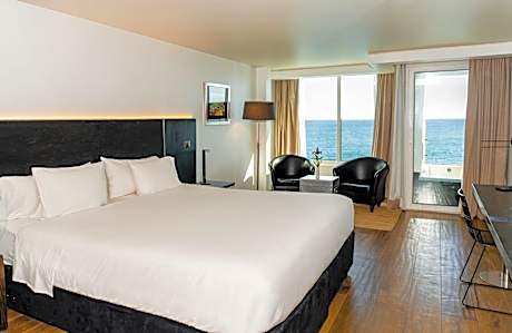 King Suite with Ocean View