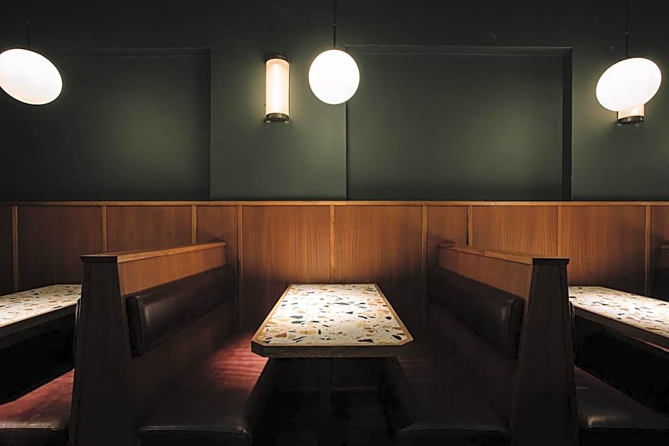 The 1852 Hotel - Self Check-in