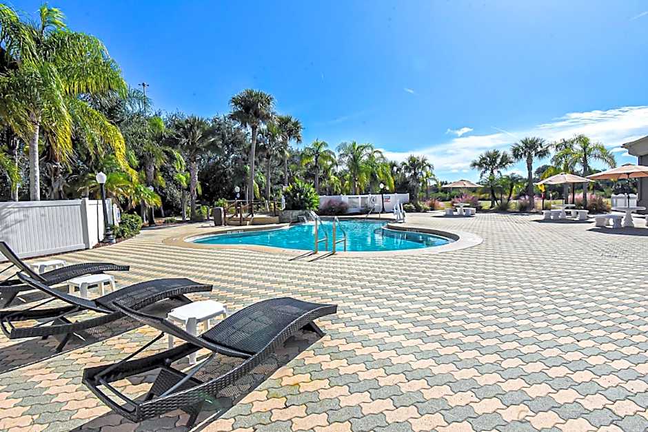 Holiday Inn Express & Suites Cocoa by IHG