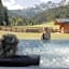 Aparthotel Familiaris - Family Apartments - Pools & Spa in Dolomites