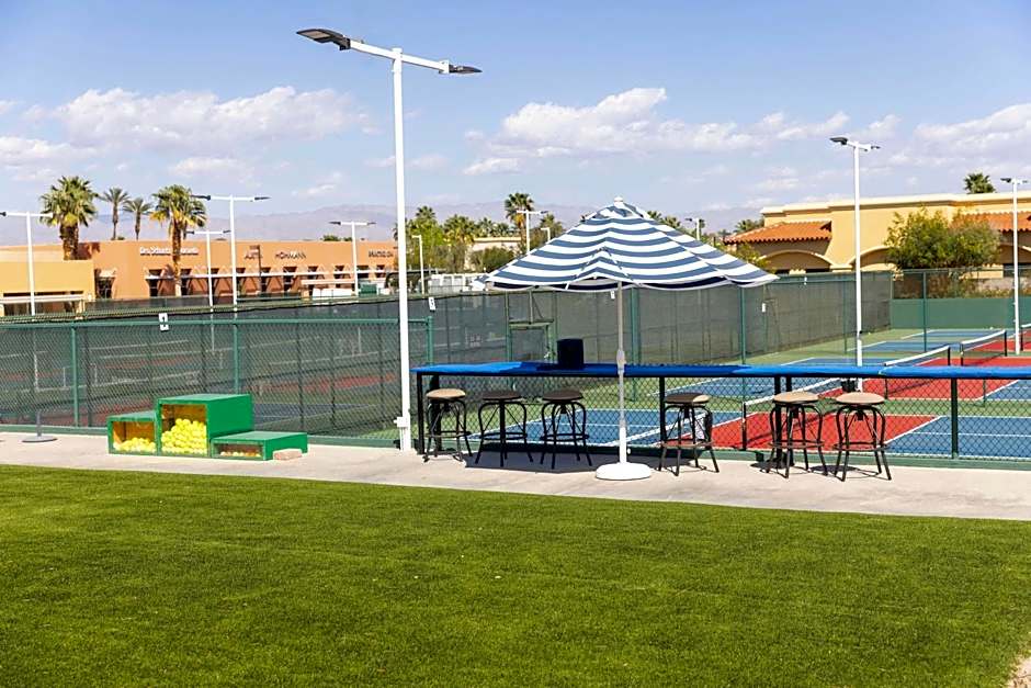 Embassy Suites by Hilton Palm Desert