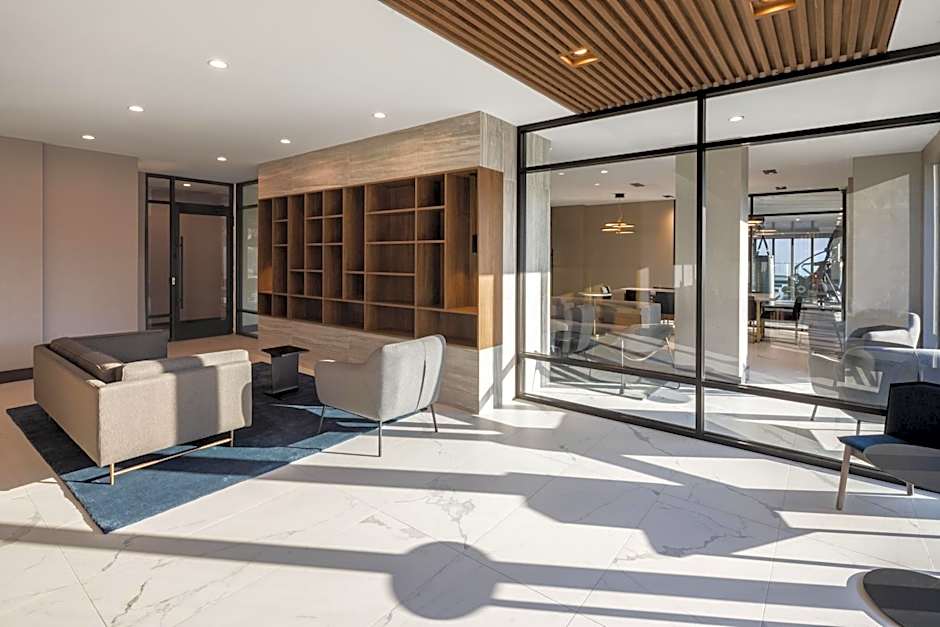 Global Luxury Suites at The Arches