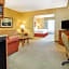 Holiday Inn Express & Suites Bloomington By IHG