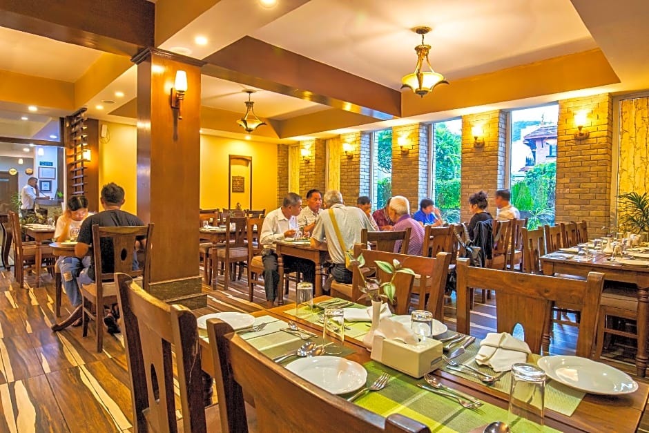 Da Yatra Courtyard Hotel & Resort