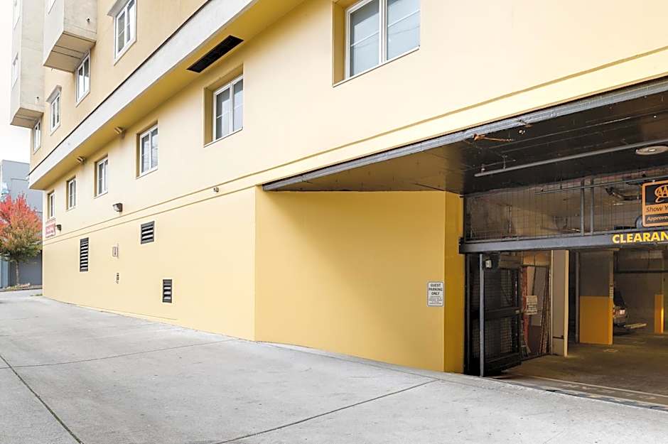 The Mediterranean Inn