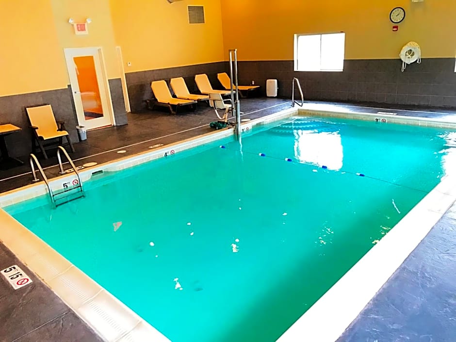 Holiday Inn Express & Suites Smithfield - Providence By IHG