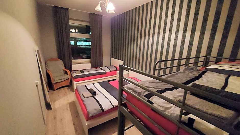 Adam's Hostel - Self Check-In & Only Private Rooms