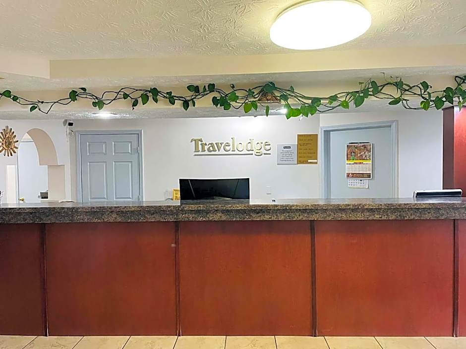 Travelodge by Wyndham Sellersburg / Louisville North