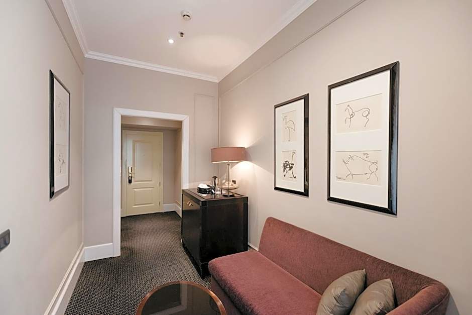 Grand Hotel Yerevan - Small Luxury Hotels of the World