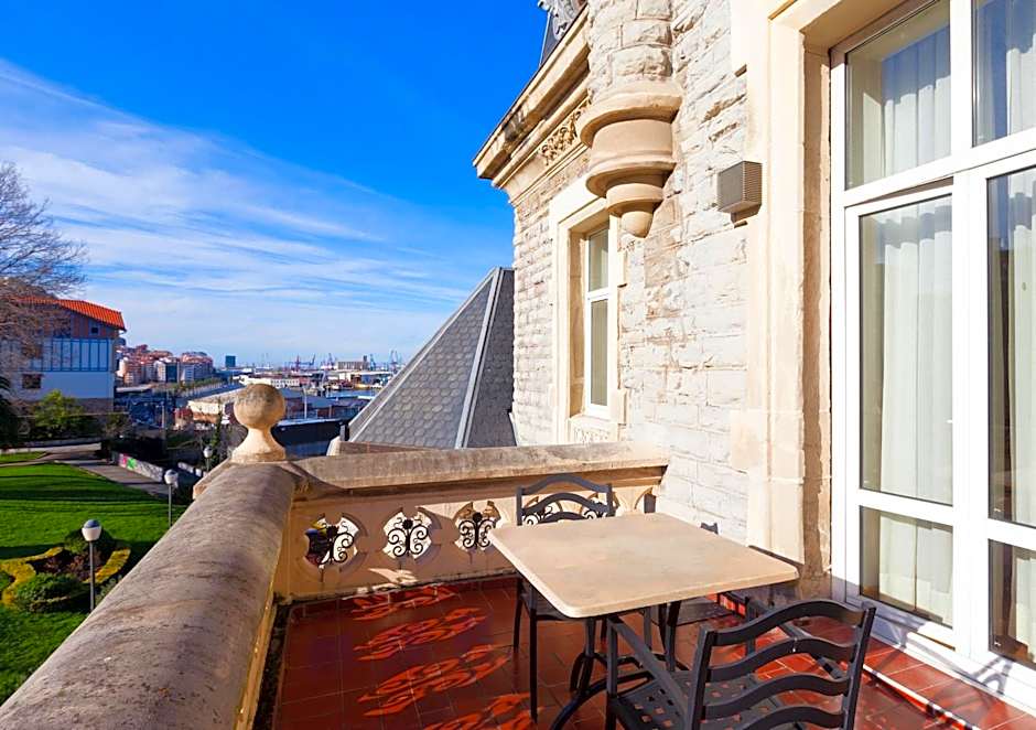 URH Palacio de Oriol