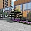 Shipu Hotel (Ningbo Science and Technology Innovation Center, Wisdom Park)