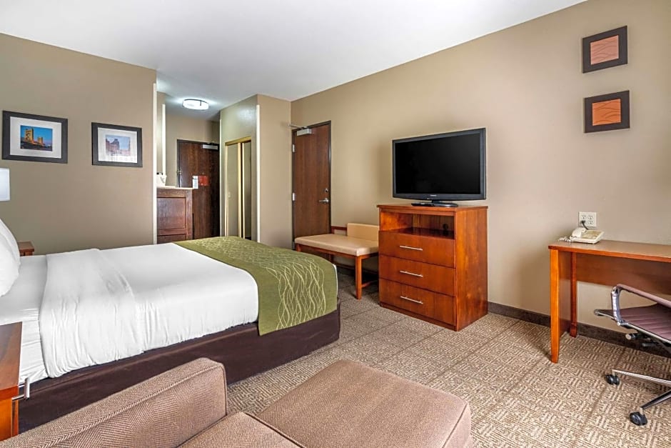 Comfort Inn & Suites Sacramento