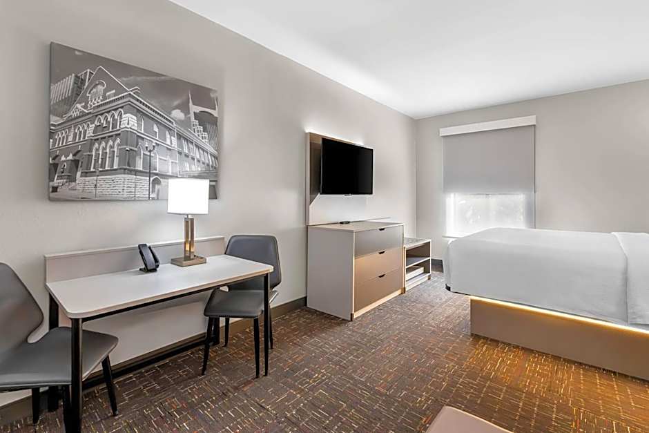 Brentwood Suites Nashville, an Ascend Collection Hotel