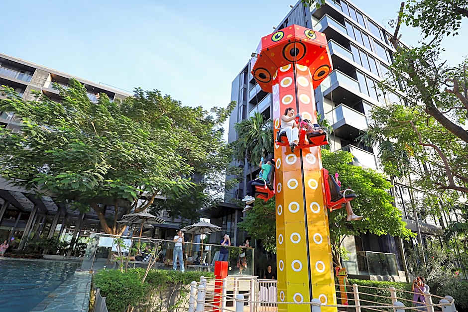 Balcony Seaside Sriracha Hotel & Serviced Apartments