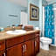Laketown Wharf 1037