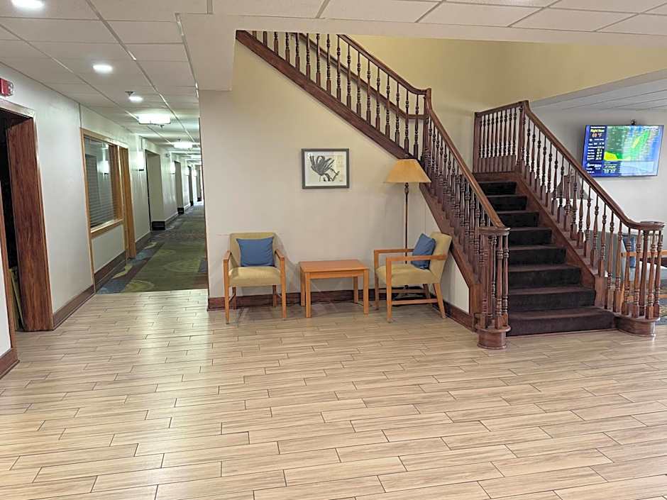 Baymont by Wyndham Mishawaka South Bend Area