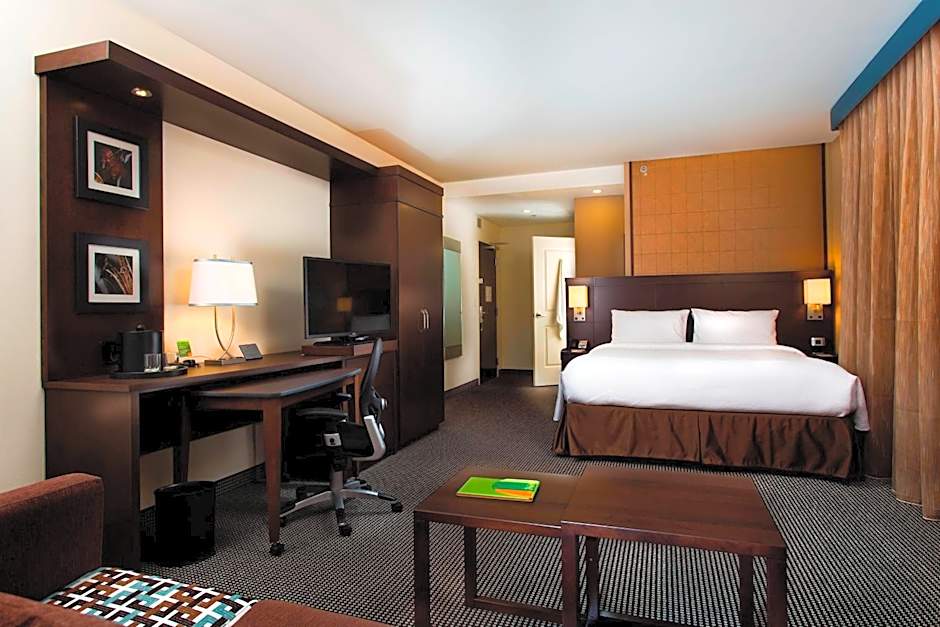 Courtyard by Marriott Montreal Downtown