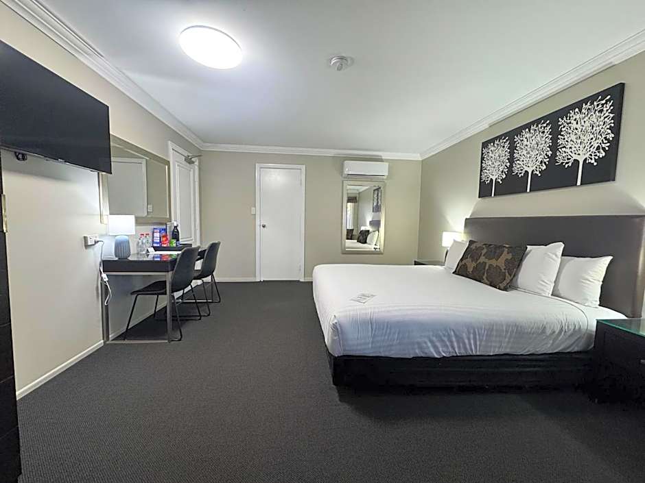 Ambassador On Ruthven