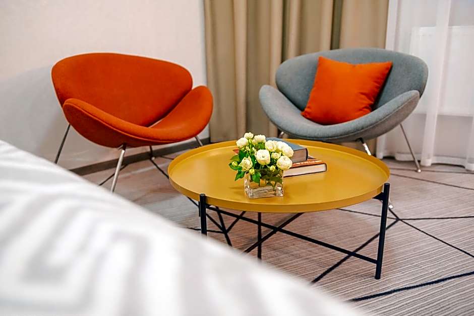 City Park Apart Hotel by CHM