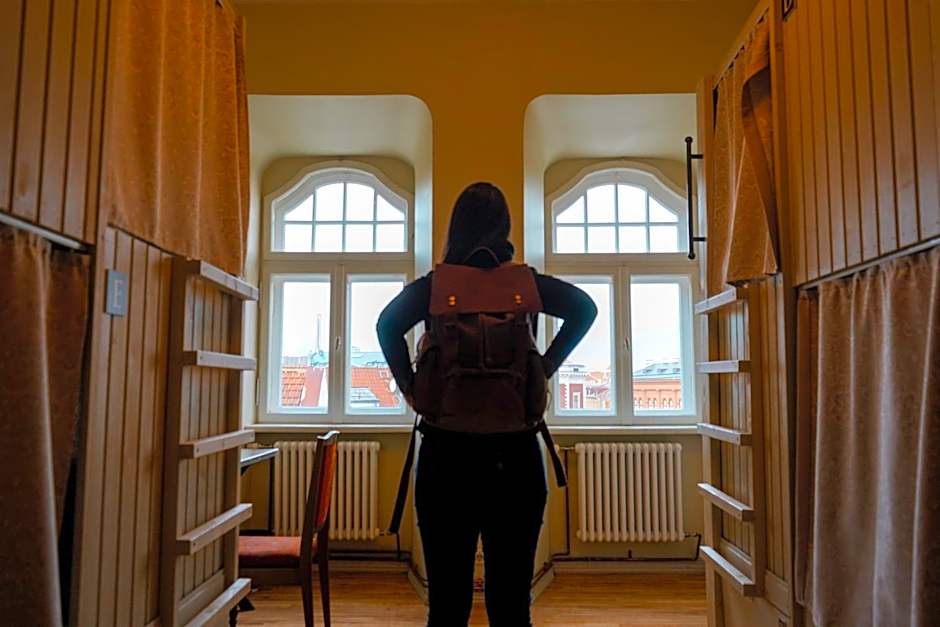Blue Bird Boutique Hostel - Riga Old Town