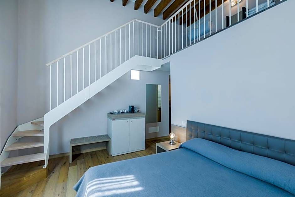 VRooms All'Angolo Del Duomo