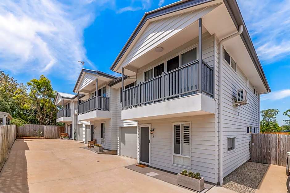 Modern New Townhouse in Booval