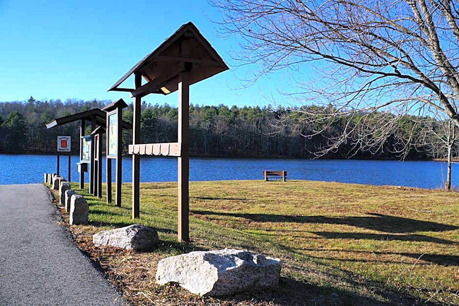 Economy Lodge 682 Main St Sturbridge