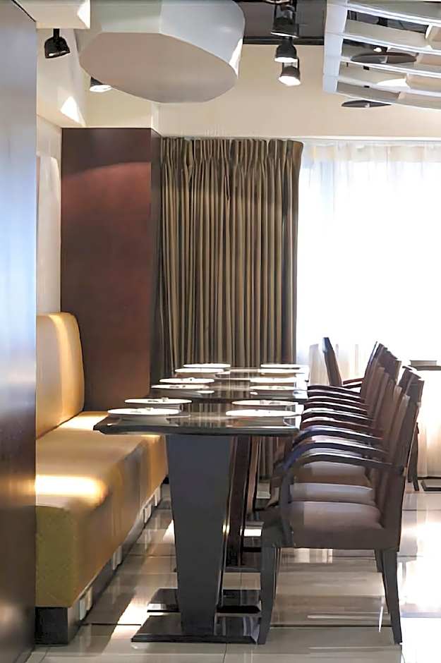 K Hotel - Yunghe