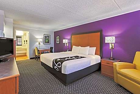 King Room - Non-Smoking