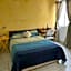 Casa Gaviotas Art cozy 2 bed house with art studio close to downtown