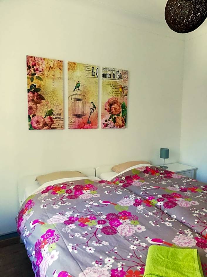 BED&SHOWER Moscavide -Self Check-In