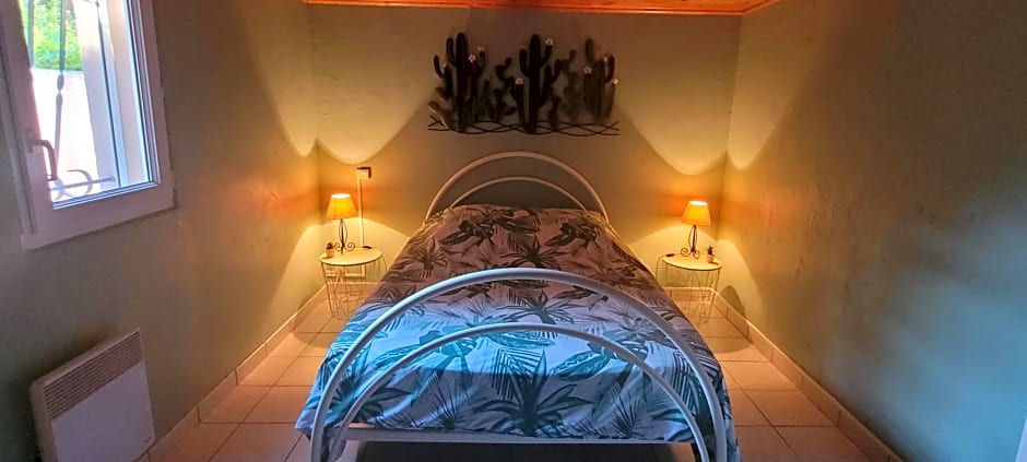 Studio Tranquillo avec piscine et salle de sport