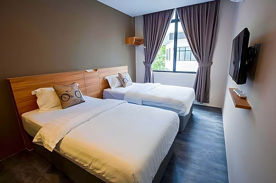 V3 Hotel & Residence Seri Alam