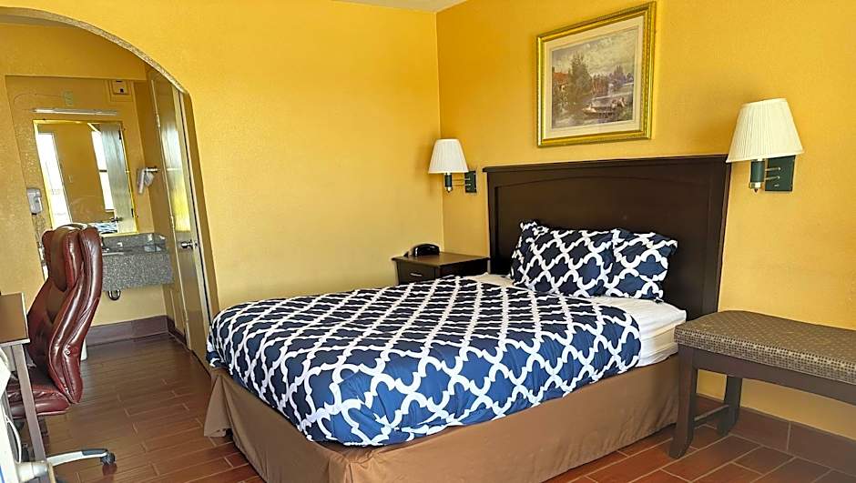 Apollo Lodge and RV Park
