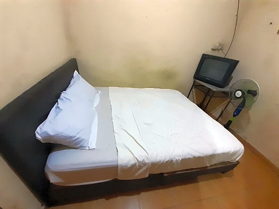 SPOT ON 92492 Pelita Satu