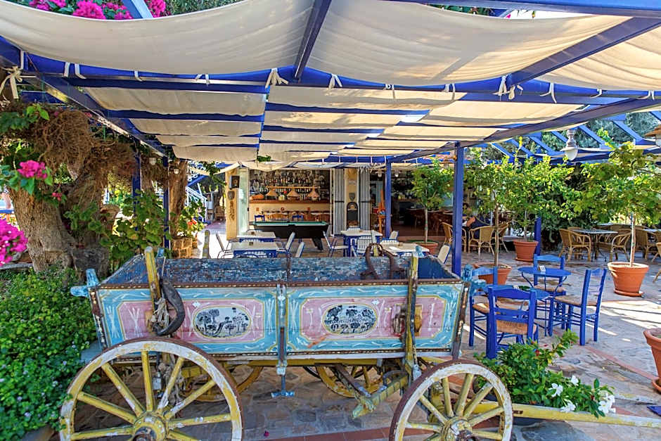 Filoxenia Apartments & Studios