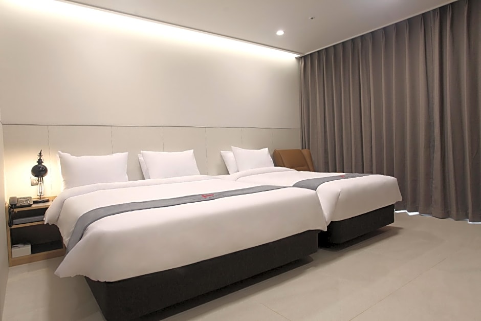 Hotel Skypark Daejeon I