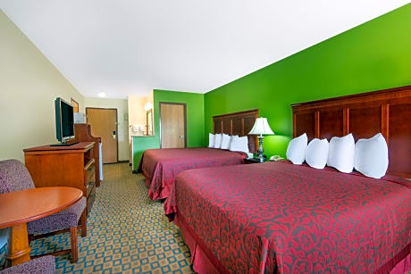 1 King Bed and 2 Double Beds Studio Suite Non Smoking