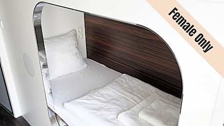Bed in 6-Bed Female Dormitory Room