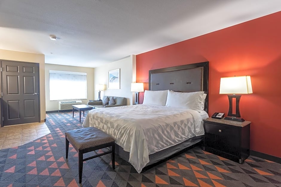 Holiday Inn Oceanside Marina - Camp Pendleton Area By IHG