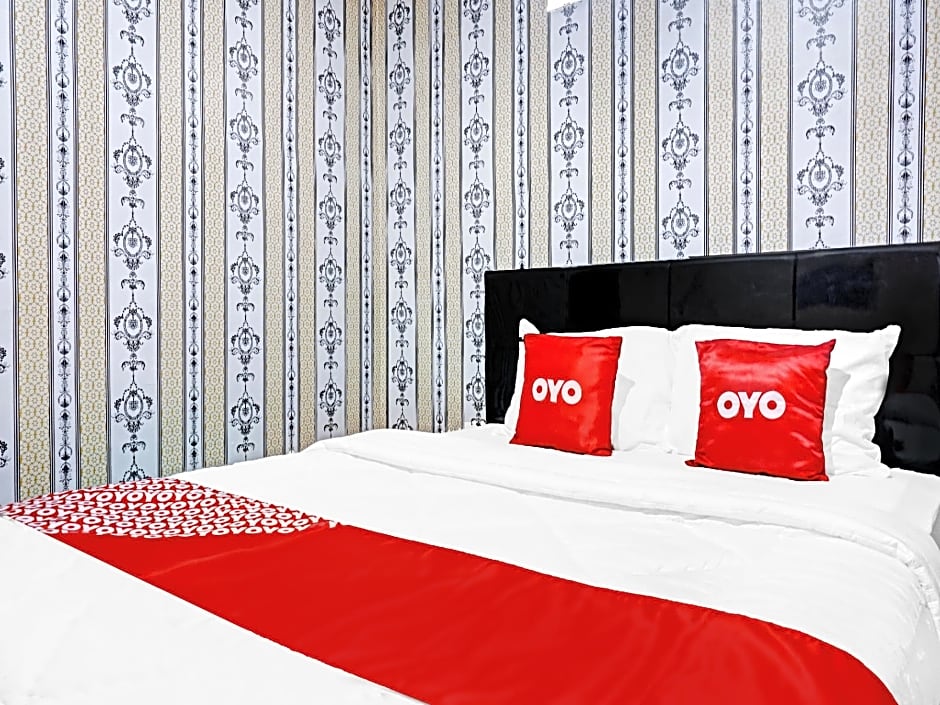 OYO 90469 Benhil Karet Tengsin