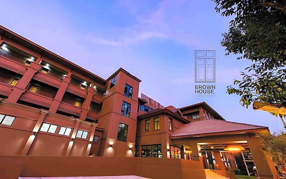 Brown House Hotel
