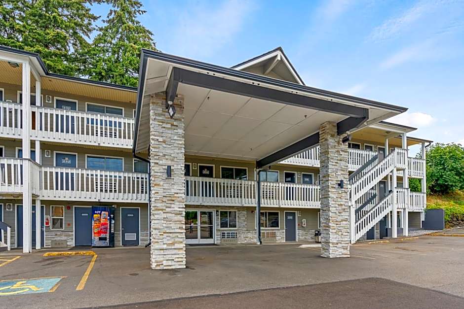 Basecamp Puyallup a Travelodge by Wyndham