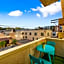 Beverly Hills Chic 2 bed 2bath with Patio and Parking 309