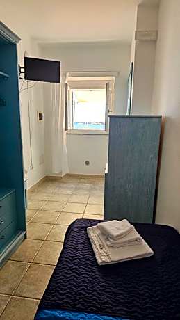 Standard Single Room with Sea View