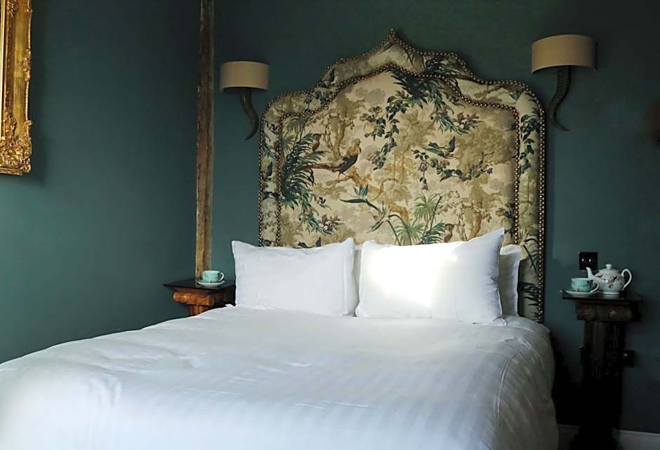 The White Hart Hotel