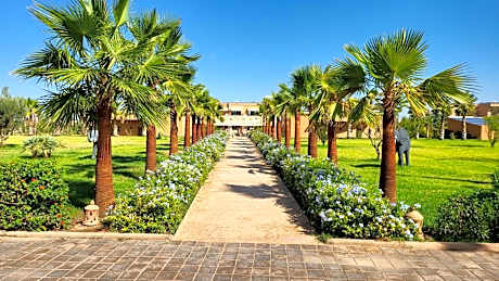 Hôtel Jardins de lina et lea