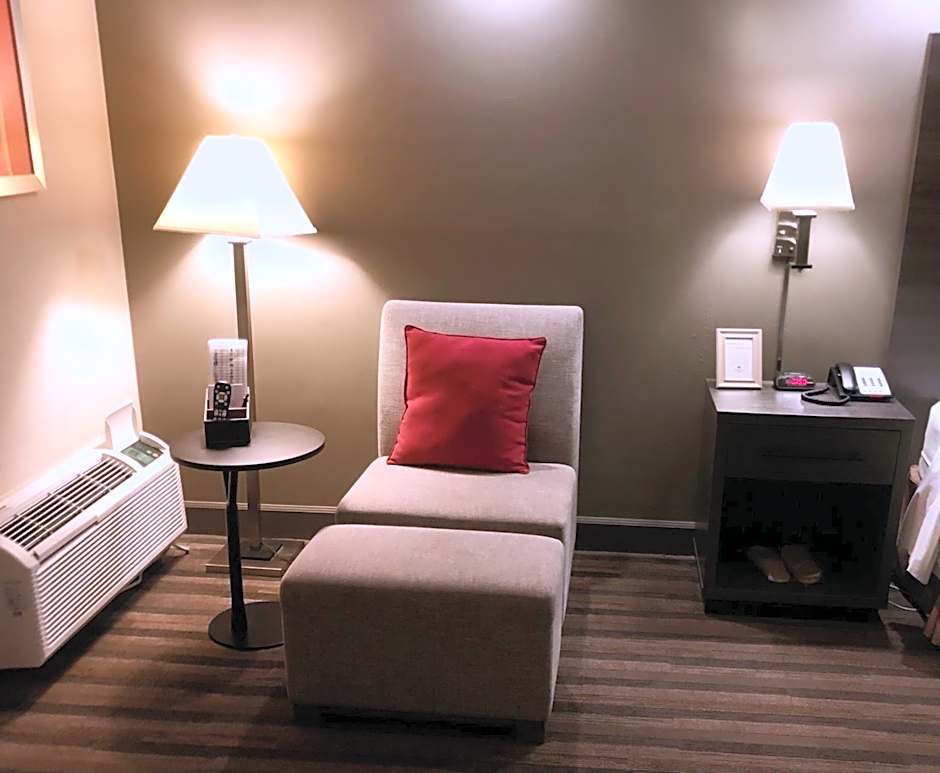 GreenTree Inn & Suites Los Angeles - Alhambra - Pasadena