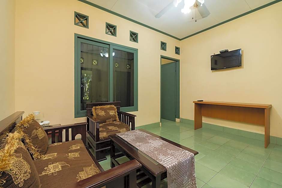 Urbanview Hotel Griya Astoeti 2 Cisarua Puncak