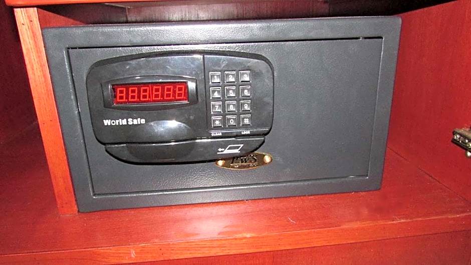 Bluebird Inn Pattaya